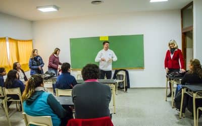 El programa «Cuentas sanas» del Banco Macro visita escuelas secundarias del distrito