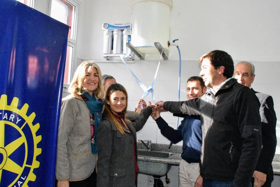 Se inauguró una planta de ósmosis inversa en el CEPT nº 11 de Martín Fierro