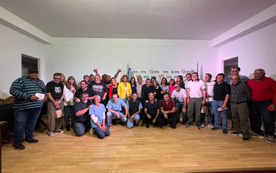 EMOCIONES, MÚSICA, BAILE Y RISAS EN LA ENTREGA DE MEDALLAS Y PREMIOS QUE HIZO EL MUNICIPIO A LOS EMPLEADOS/AS CON 25 Y 30 AÑOS DE SERVICIO