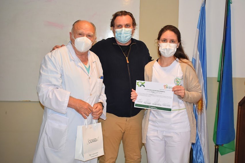 SE DESTACÓ LA EXPERIENCIA LOCAL, EN LA ENTREGA DE CERTIFICADOS A LAS PRIMERAS MÉDICAS QUE TERMINARON SUS RESIDENCIAS EN EL HOSPITAL ORELLANA