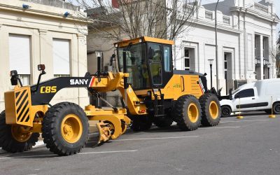 INVERSIÓN MUNICIPAL DE 47,5 MILLONES DE PESOS EN DOS MOTONIVELADORAS