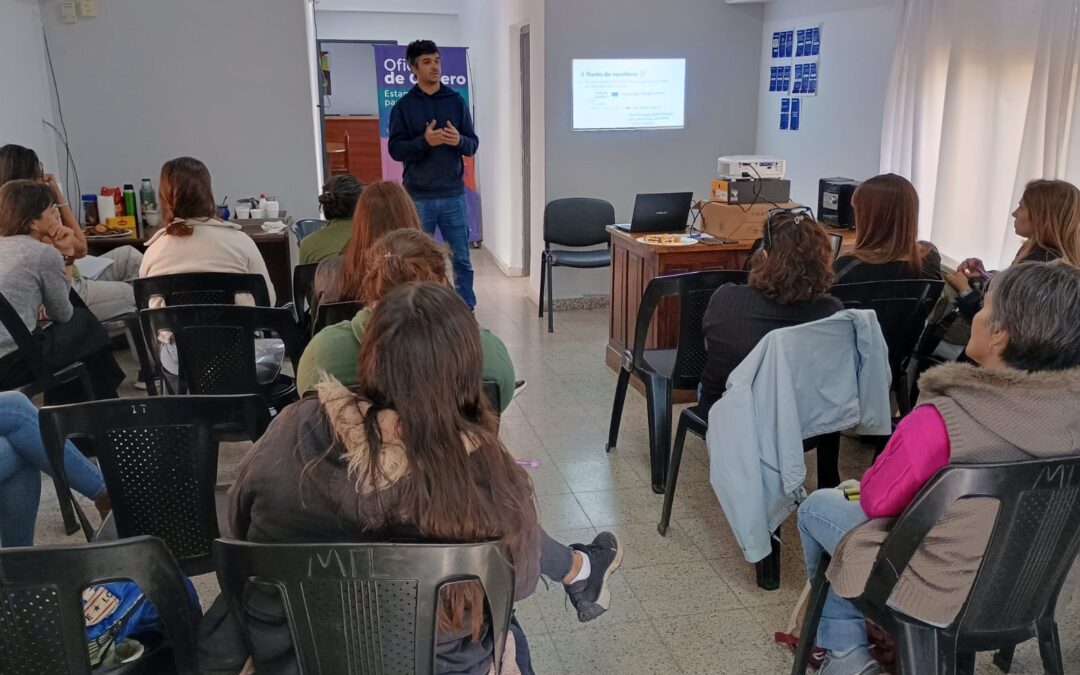 FORTALECIENDO LA AUTONOMÍA ECONÓMICA: SE REALIZÓ UN TALLER PARA MUJERES EMPRENDEDORAS