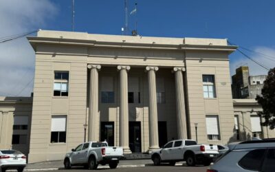 EL MUNICIPIO DEPOSITÓ A TODO EL PERSONAL LOS SALARIOS CON EL AUMENTO ACORDADO PARA MARZO