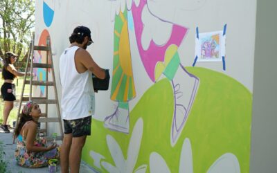 ARTISTAS PLÁSTICOS LOCALES COMENZARON A PINTAR EL MURAL EN EL JARDÍN MATERNAL MUNICIPAL SOLES