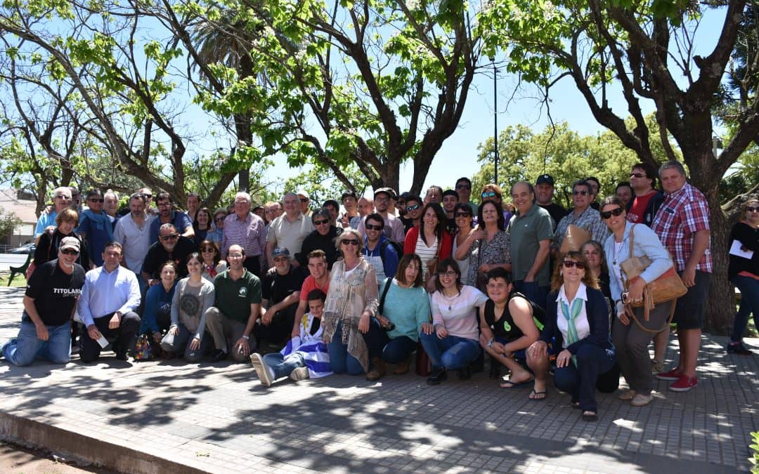 Bocca recibió a la murga uruguaya que se presenta en el distrito