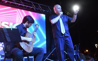 MÚSICA EN LA ESTACIÓN: UNA MULTITUD DISFRUTÓ DE LA VARIADA PROPUESTA ARTÍSTICA EN LA TERCERA NOCHE DEL CICLO