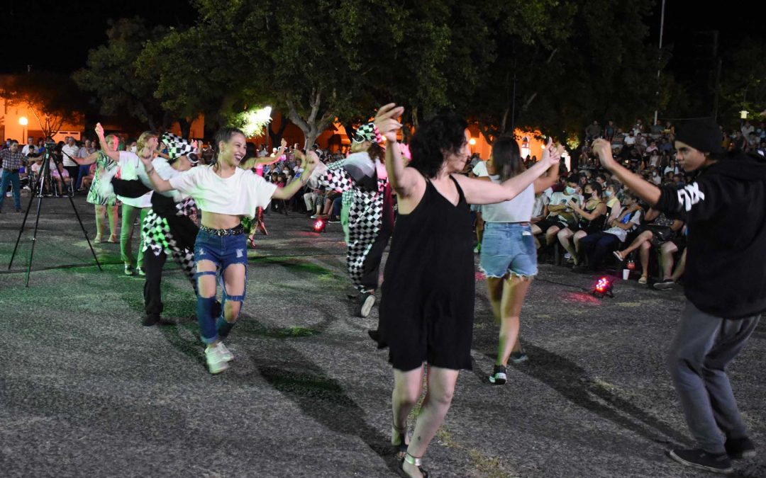 MÚSICA, DANZAS Y HUMOR, EN LA TERCERA NOCHE DEL CICLO MÚSICA EN LA ESTACIÓN, EL PRÓXIMO DOMINGO