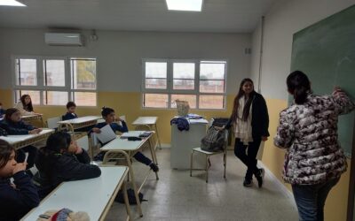 “NATIVAS Y BIODIVERSIDAD”: ESPACIOS VERDES CONTINÚA TRABAJANDO EN ARTICULACIÓN CON ALUMNOS Y DOCENTES DE LA ESCUELA Nº 3