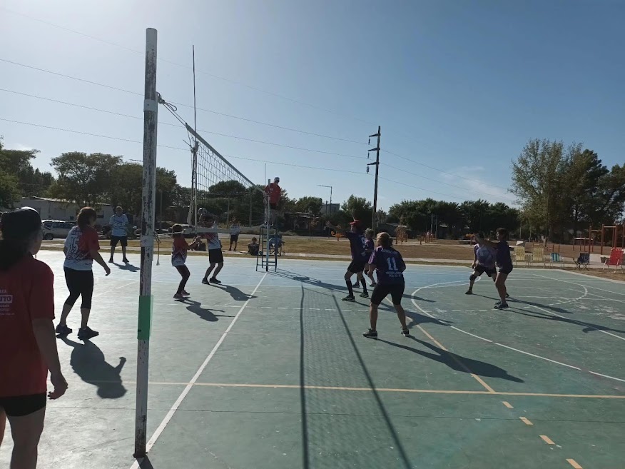 CÓMO SERÁN LA ACTIVIDADES ANUALES DE NEWCOM, MAXI BÁSQUET, GIMNASIA PARA ADULTAS Y DE ESCUELITAS DE BÁSQUET Y DE CESTOBALL