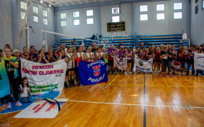 EL INTENDENTE ACOMPAÑÓ EL ACTO INAUGURAL DEL TORNEO APERTURA 2026 DE LA LIGA REGIONAL DE NEWCOM: PARTICIPAN 457 JUGADORES QUE CONFORMAN 32 EQUIPOS