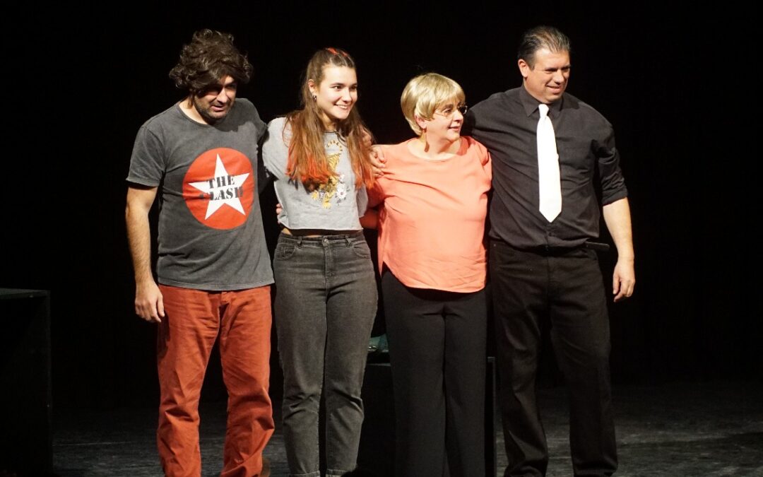 “NI UNA MENOS”: SE PRESENTÓ EN EL TEATRO ESPAÑOL “EL TODO Y SUS PARTES”, UNA OBRA COMPROMETIDA Y MOVILIZANTE