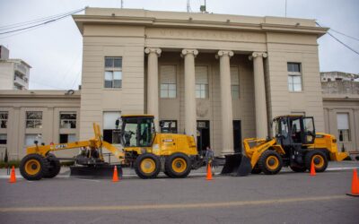 EL MUNICIPIO FORTALECE LA RED VIAL RURAL CON UNA NUEVA INVERSIÓN DE CASI $450 MILLONES EN MAQUINARIA 0 KM
