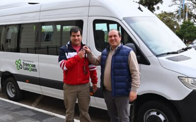 LA MUNICIPALIDAD INCORPORÓ UNA NUEVA COMBI 0 KM PARA REFORZAR EL SERVICIO DE TRASLADO DE PACIENTES A CENTROS DE SALUD DE LA PLATA Y BUENOS AIRES