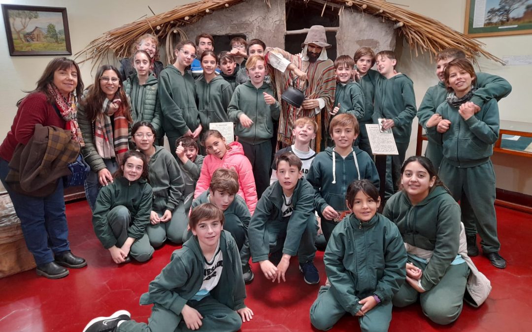 MÁS VISITAS GUIADAS: ALUMNOS/AS DEL COLEGIO NUEVOS SURCOS, DE AMÉRICA, RECORRIERON EL MUSEO HISTÓRICO REGIONAL