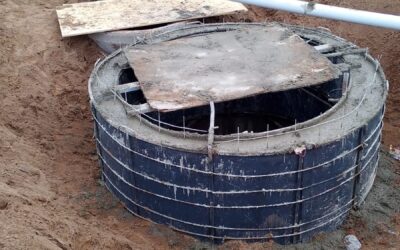 EL MUNICIPIO COMPLETÓ EL ÚLTIMO TRAMO DE PARED DE LA NUEVA SALA DE BOMBEO UBICADA EN LEDESMA Y PRESIDENTE YRIGOYEN