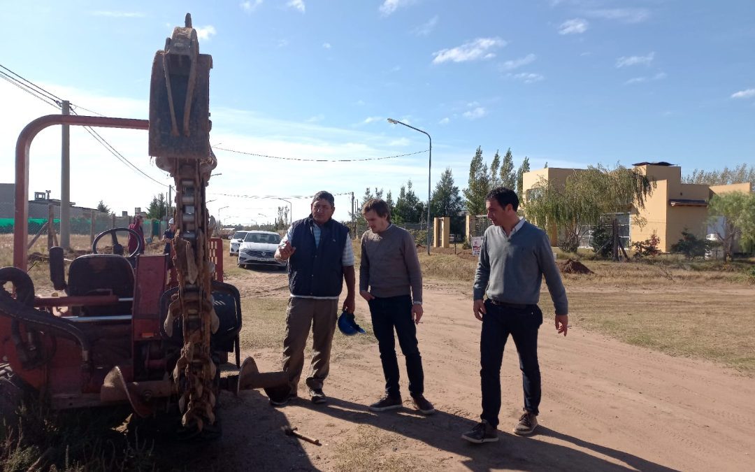 COMENZÓ LA OBRA DE EXTENSIÓN DE LA RED DE GAS EN EL BARRIO JUAN CRUZ, CON LA PARTICIPACIÓN DEL MUNICIPIO PARA FACILITAR EL ACCESO AL SERVICIO