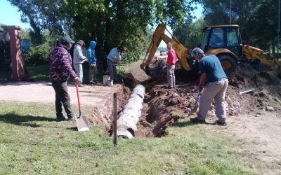 EL MUNICIPIO REALIZÓ TRABAJOS EN LA CALLE ELPIDIO GONZÁLEZ, DETRÁS DE RUTA 5, PARA MEJORAR LOS DESAGÜES Y ASEGURAR LA TRANSITABILIDAD EN EL SECTOR