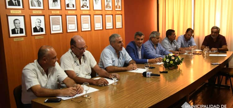 FERNANDEZ PARTICIPO DE LA PRIMERA REUNION DEL AÑO DE INTENDENTES DE LA REGION NUCLEADOS EN “OESTE ARRIBA”