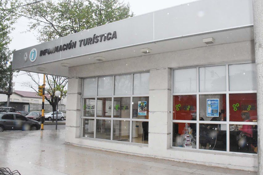 EL MUNICIPIO CONVOCA A EMPRENDEDORES CREATIVOS A EXHIBIR Y PROMOCIONAR SUS PRODUCTOS EN EL ESPACIO QUE TIENE EN LA TERMINAL DE ÓMNIBUS