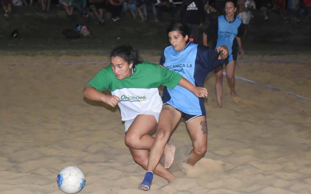 CON TRES PARTIDOS DE FUTBOL FEMENINO PLAYA SIGUEN HOY LAS ...