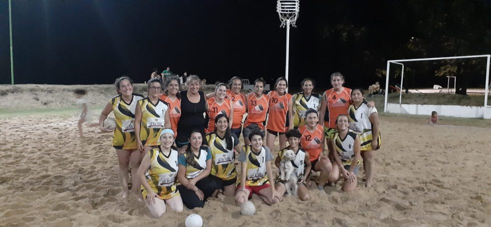 OLIMPÍADAS DEL REENCUENTRO Y LA JUVENTUD: ESTA NOCHE (LUNES) SE JUEGA LA ÚLTIMA FECHA DE CESTO BEACH FEMENINO