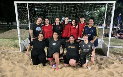 OLIMPÍADAS DE VERANO: “VALKIRIA” Y “LOS CUICES” SON LOS CAMPEONES DEL TORNEO DE HANDBALL BEACH