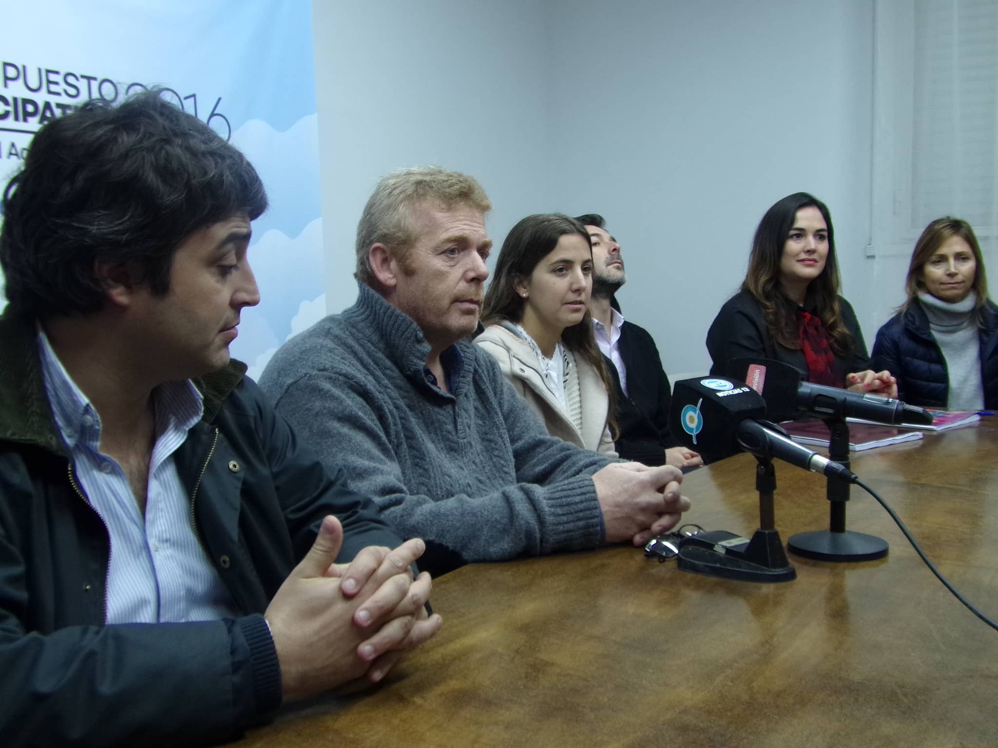 Reunión de funcionarios de Producción y el grupo RIL