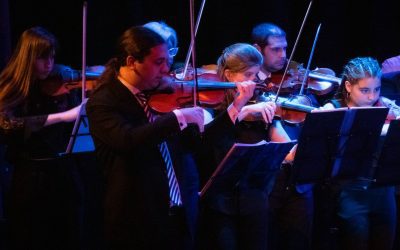 A SALA LLENA, SE PRESENTÓ ANOCHE (DOMINGO) EN EL TEATRO ESPAÑOL, LA ORQUESTA SINFÓNICA, CON FERNANDO ANGULO COMO DIRECTOR INVITADO