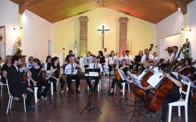 LA ORQUESTA SINFÓNICA MUNICIPAL PARTICIPÓ DE LA CELEBRACIÓN POR EL DÍA DE SAN MARTÍN DE PORRES, EN LA CAPILLA DEL BARRIO INDIO TROMPA