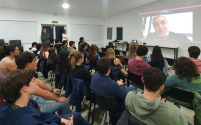 ANTE UN SALÓN COLMADO, SE REALIZÓ EL QUINTO ENCUENTRO DEL CICLO “OTRAS MIRADAS DE LA PROFESIÓN”, QUE GIRÓ EN TORNO AL TEMA MEDICINA Y SALUD