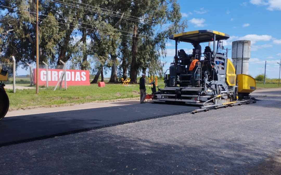 LA OBRA DE PAVIMENTACIÓN DE LA RUTA DEL CEREAL LLEGÓ A GIRODÍAS