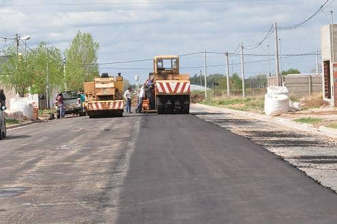 EL MUNICIPIO LANZÓ OTRAS DOS LICITACIONES PRIVADAS POR CASI 7 MILLONES DE PESOS CORRESPONDIENTES A LAS ETAPAS 3 Y 4 DEL PLAN DE PAVIMENTACIÓN