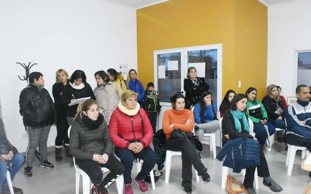 SE REALIZÓ UNA REUNIÓN SOBRE TALLER DE INTRODUCCIÓN A LA PELUQUERÍA
