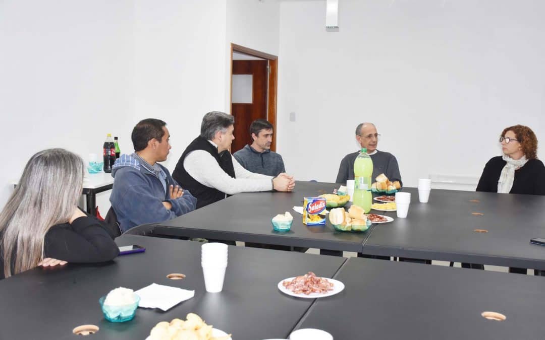 DESARROLLADORES, TÉCNICOS Y EMPRENDEDORES TECNOLÓGICOS COMPARTIERON IDEAS Y EXPERIENCIAS, ADEMÁS DE UNA PICADA