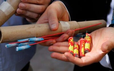 POR UNA ORDENANZA MUNICIPAL ESTÁ PROHIBIDA EN TODO EL DISTRITO LA VENTA, TENENCIA Y USO DE PIROTECNIA SONORA