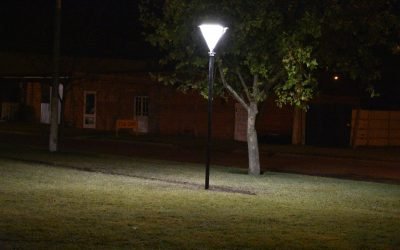TREINTA DE AGOSTO: EL ENTE DESCENTRALIZADO COLOCÓ LUMINARIAS LED EN LA PLAZA LUCERO, EN EL BARRIO 29