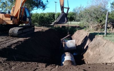 EL MUNICIPO RETOMÓ LAS TAREAS DE REPAVIMENTACIÓN EN CALLES DE LA CIUDAD CABECERA Y TRABAJA EN LA REPARACIÓN DE UN PLUVIAL EN EL CLUB DE POLO