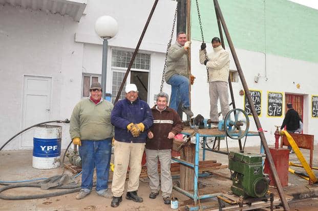 El Municipio realizó una perforación de agua en el cuartel de bomberos