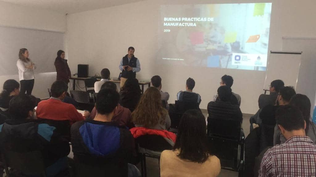 BUENAS PRÁCTICAS DE MANUFACTURAS: PERSONAL DEL INTI DICTÓ UNA CAPACITACIÓN EN EL POLO CIENTÍFICO TECNOLÓGICO