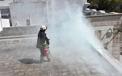 POR LA OLA DE CALOR SE SOBRECALENTARON CABLES ELÉCTRICOS EN EL TECHO DEL PALACIO MUNICIPAL Y ESO PROVOCÓ UN PRINCIPIO DE INCENDIO RÁPIDAMENTE SOFOCADO
