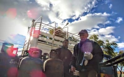 PROGRAMA INVIERNO: EL MUNICIPIO YA ENTREGÓ CASI 500 GARRAFAS