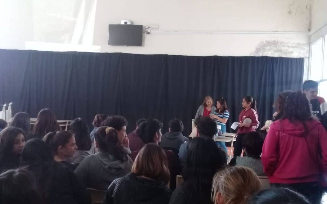 AMBIENTE Y DESARROLLO SUSTENTABLE MUNICIPAL Y LA ESCUELA SECUNDARIA Nº 10 ABRIERON UN NUEVO “PUNTO LIMPIO”