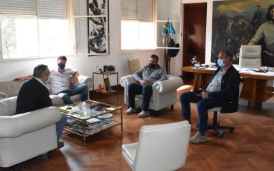 EL INTENDENTE FERNÁNDEZ RECIBIÓ HOY (MIÉRCOLES) A REFERENTES DEL KARTÓDROMO, QUE YA ESTÁ FUNCIONANDO CON LAS LIMITACIONES QUE IMPONE LA PANDEMIA