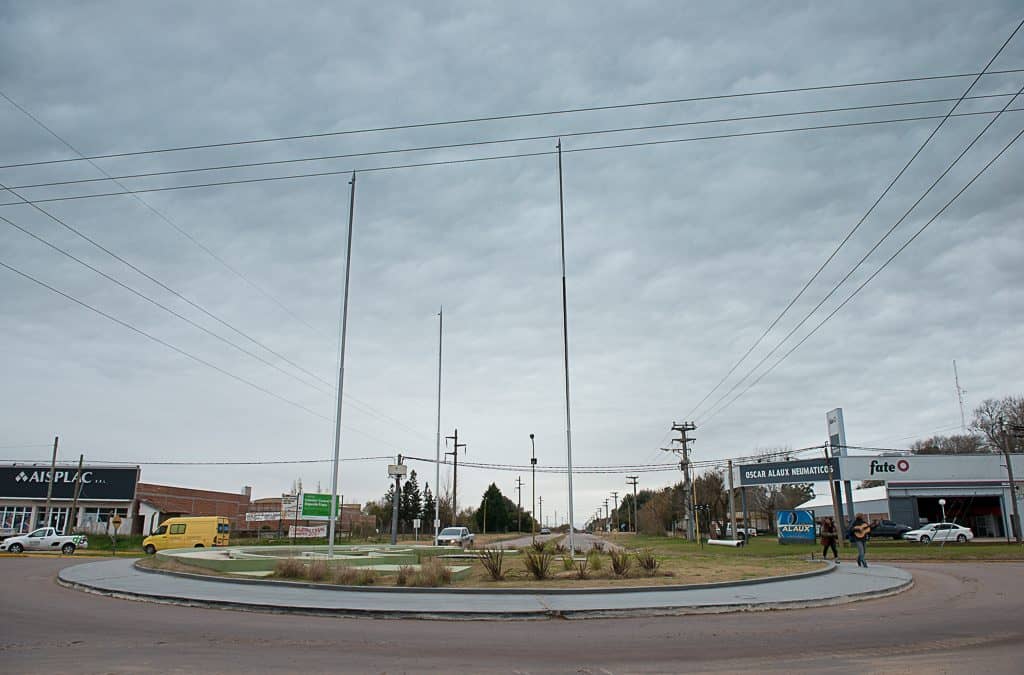 LA ROTONDA DE GARCIA SALINAS Y BATALLON 2 DE INFANTERIA TIENE NOMBRE: “DECLARACIÓN AMERICANA DE LOS DERECHOS HUMANOS”