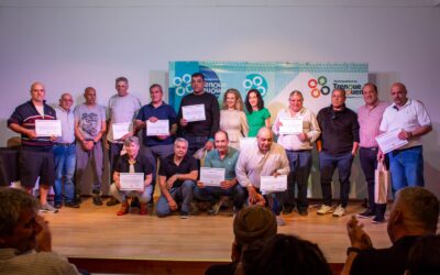 EL INTENDENTE DESTACÓ EL COMPROMISO Y ESFUERZO DE LOS EMPLEADOS MUNICIPALES EN EL ACTO DE ENTREGA DE LOS PREMIOS POR LOS 30 AÑOS DE SERVICIO