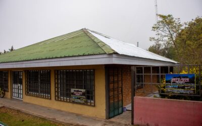 EL MUNICIPIO DIO INICIO A LA OBRA DE RECAMBIO TOTAL DEL TECHO Y MANTENIMIENTO DEL EDIFICIO DEL CAPS AMEGHINO