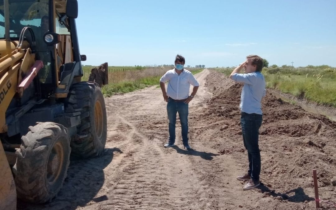 BERUTI: RECORRIDA DEL INTENDENTE INTERINO, ESTEBAN VIDAL, POR LA OBRA DEL CANAL DE DESAGUES PLUVIALES, Y REUNIONES CON VECINOS