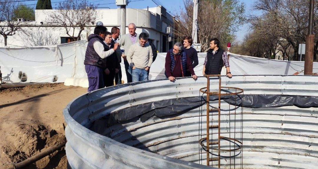 EL INTENDENTE FERNÁNDEZ ENCABEZÓ UNA REUNIÓN Y RECORRIÓ OBRAS CON AUTORIDADES DE LA SUBSECRETARÍA DE RECURSOS HÍDRICOS Y DE LA DIRECCIÓN DE HIDRÁULICA