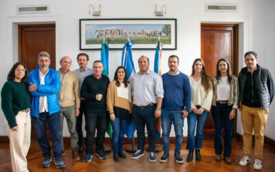 EL INTENDENTE FRANCISCO RECOULAT RECIBIÓ AL RECONOCIDO ARQUITECTO Y URBANISTA GUILLERMO TELLA EN UNA JORNADA DE INTERCAMBIO SOBRE PLANIFICACIÓN URBANA