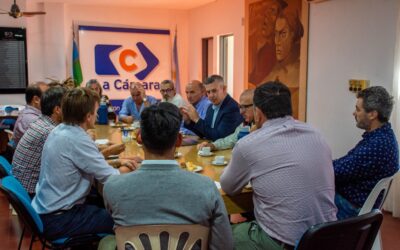 EL INTENDENTE FRANCISCO RECOULAT Y EQUIPO DE GOBIERNO SE REUNIERON CON LAS AUTORIDADES DE LA CÁMARA DE COMERCIO E INDUSTRIA DE TRENQUE LAUQUEN